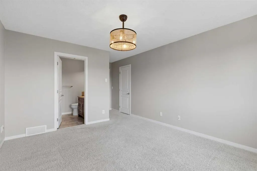 40 Panatella Mews NW