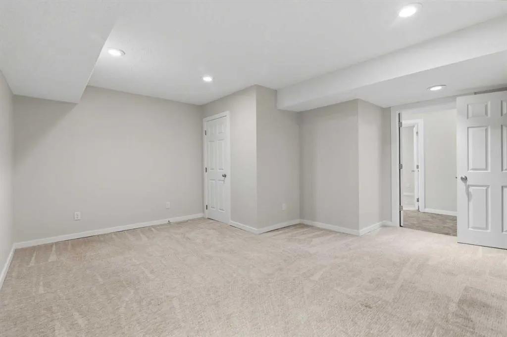 40 Panatella Mews NW