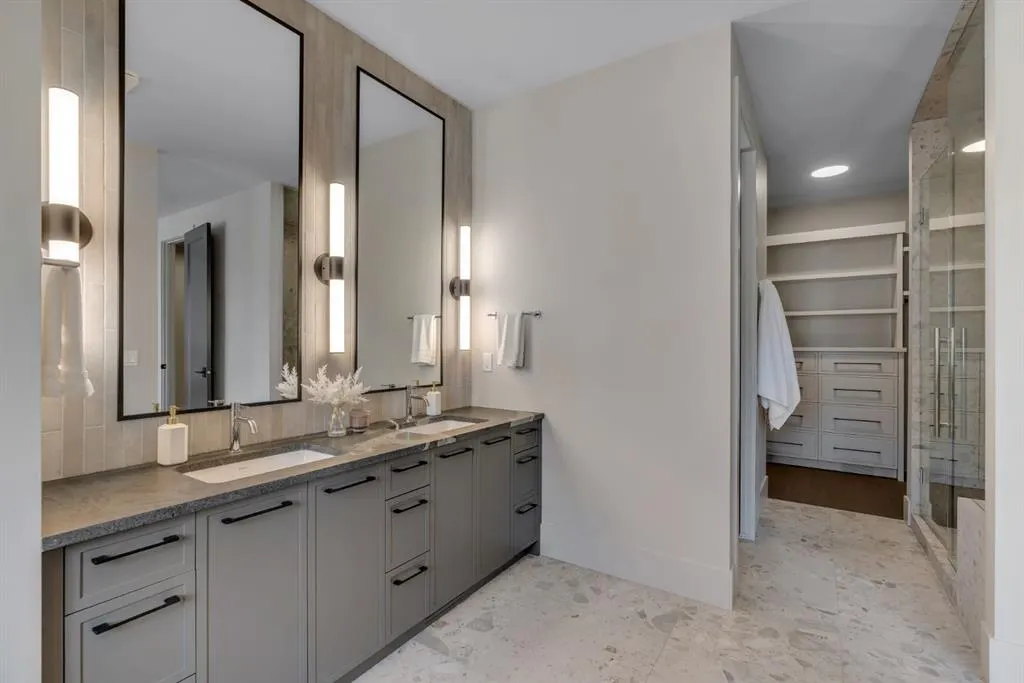 1208 Bellevue Avenue SE #1