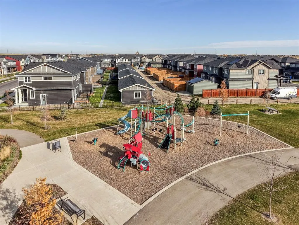 288 Sora Terrace SE