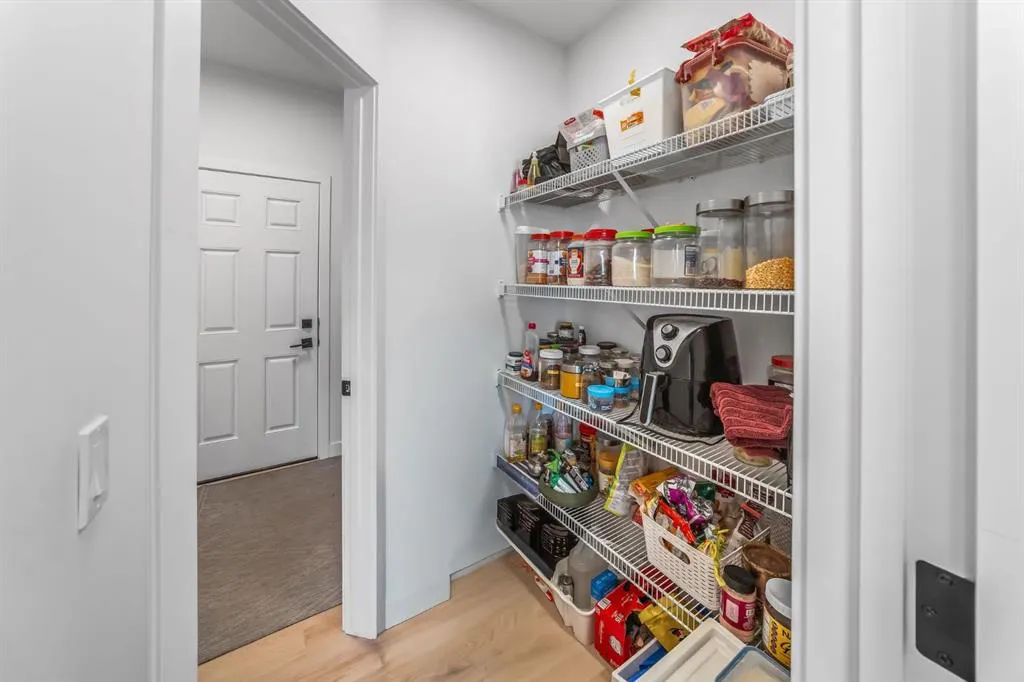 288 Sora Terrace SE
