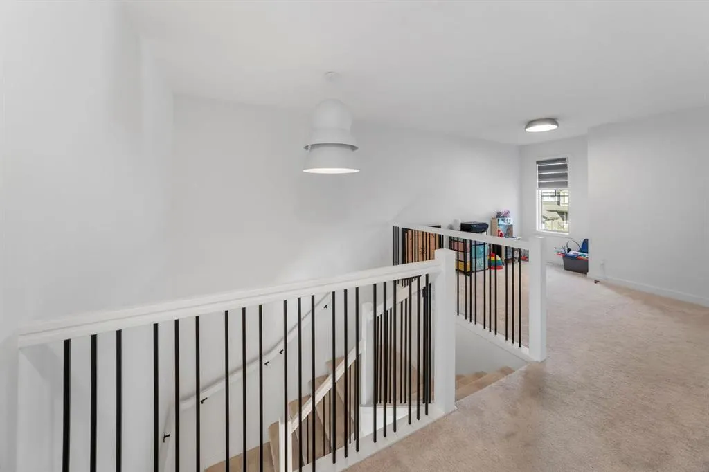 288 Sora Terrace SE