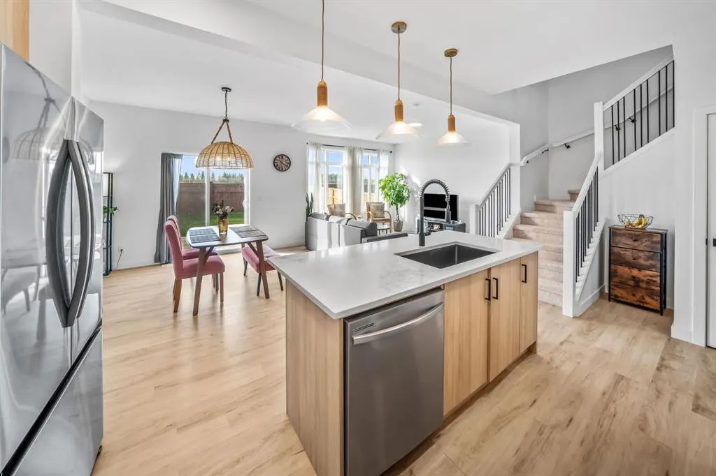 288 Sora Terrace SE