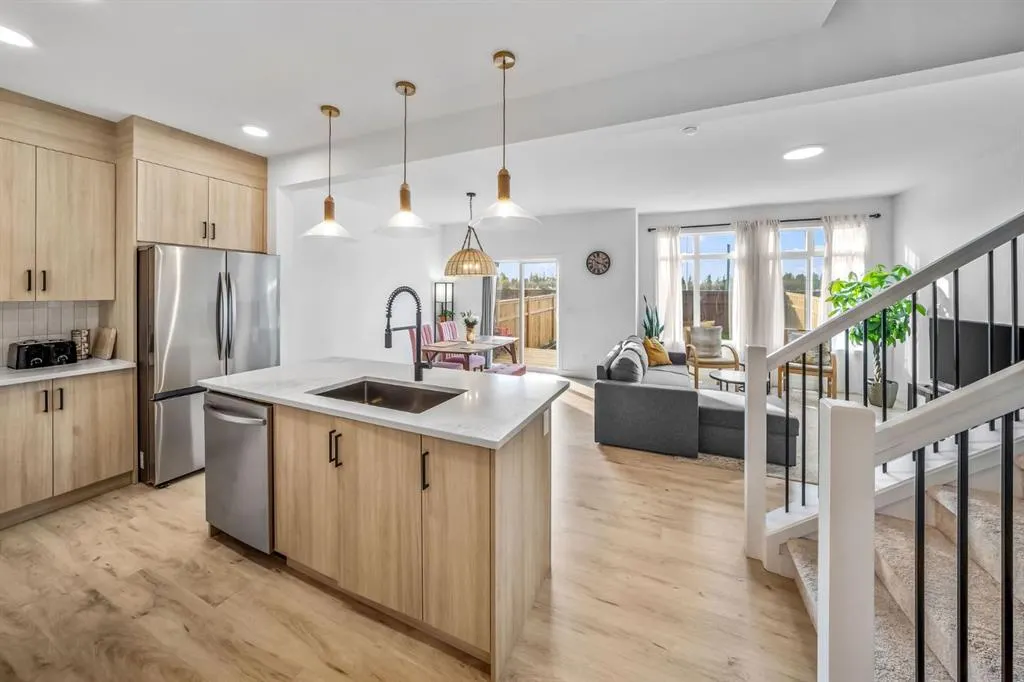 288 Sora Terrace SE