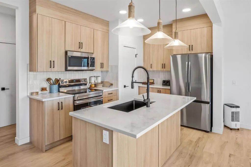 288 Sora Terrace SE