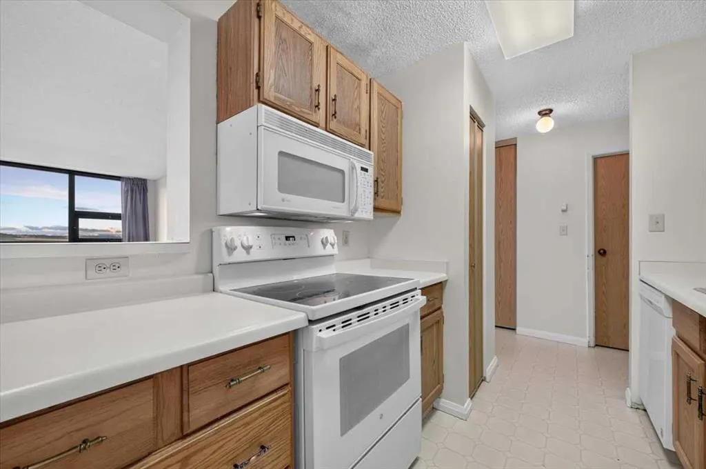 8604 48 Avenue NW #908