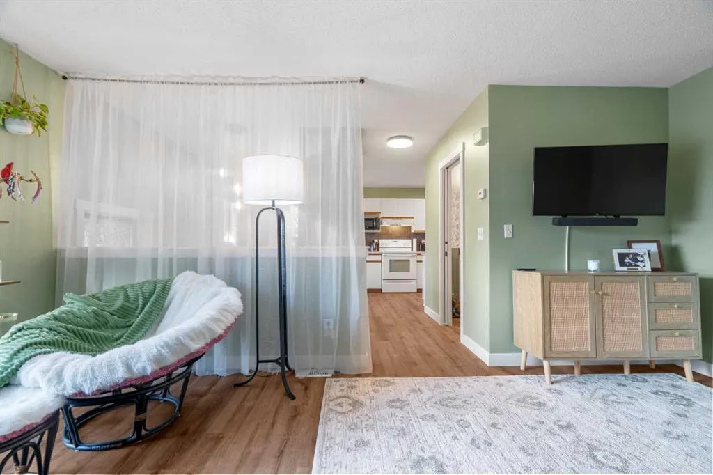 29 Poplar Avenue #1