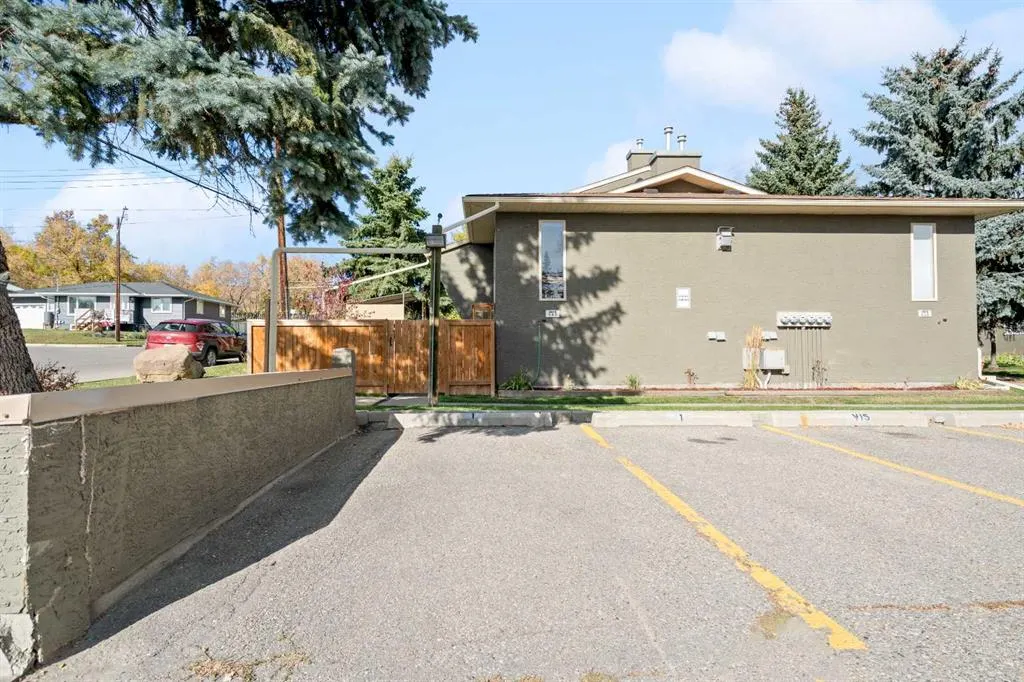 29 Poplar Avenue #1