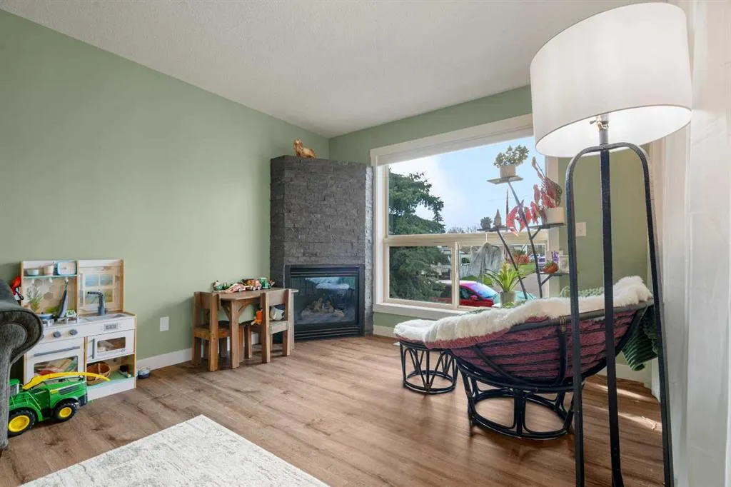 29 Poplar Avenue #1