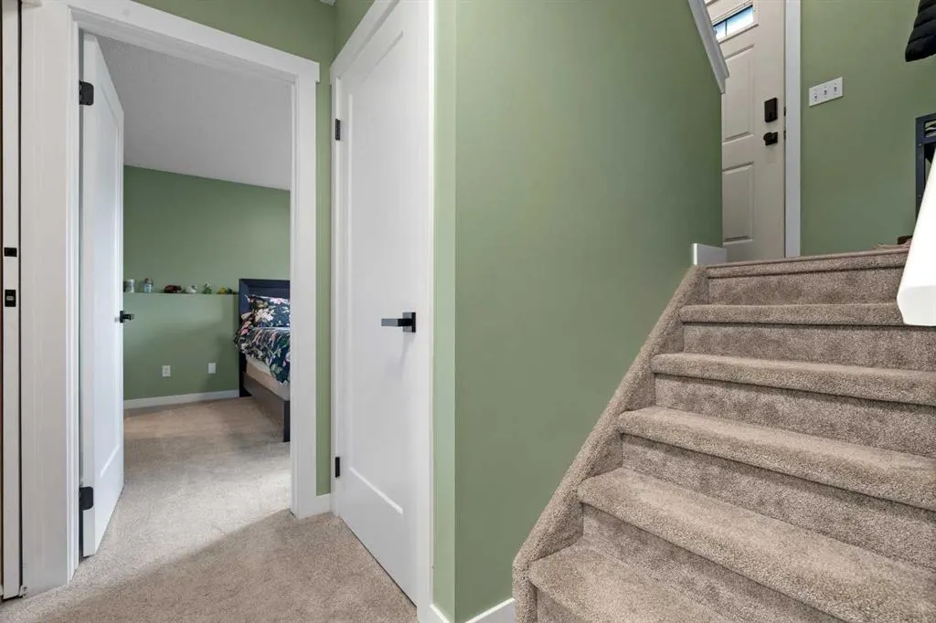 29 Poplar Avenue #1