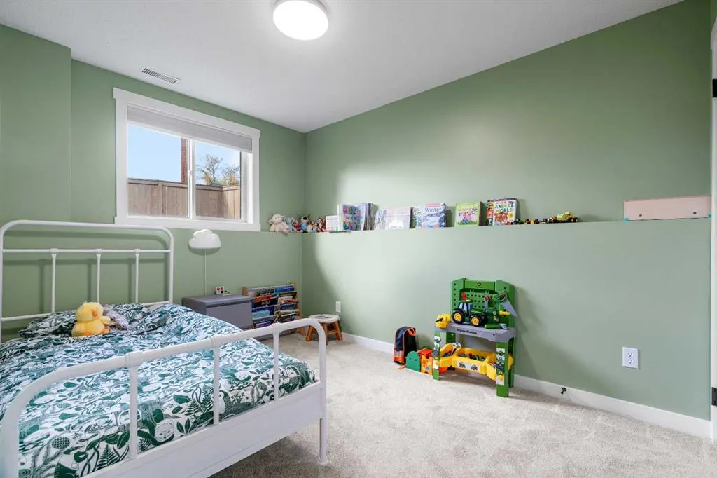 29 Poplar Avenue #1
