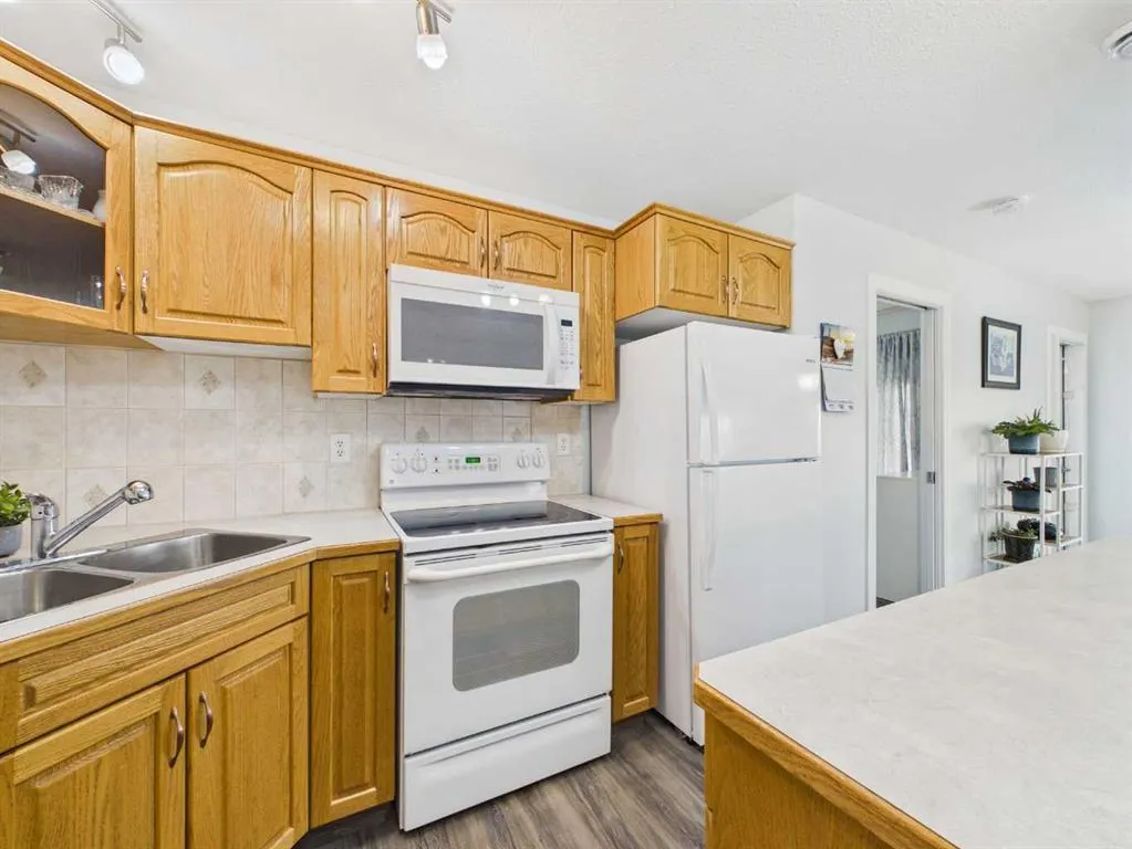 4425 Heritage Way #411