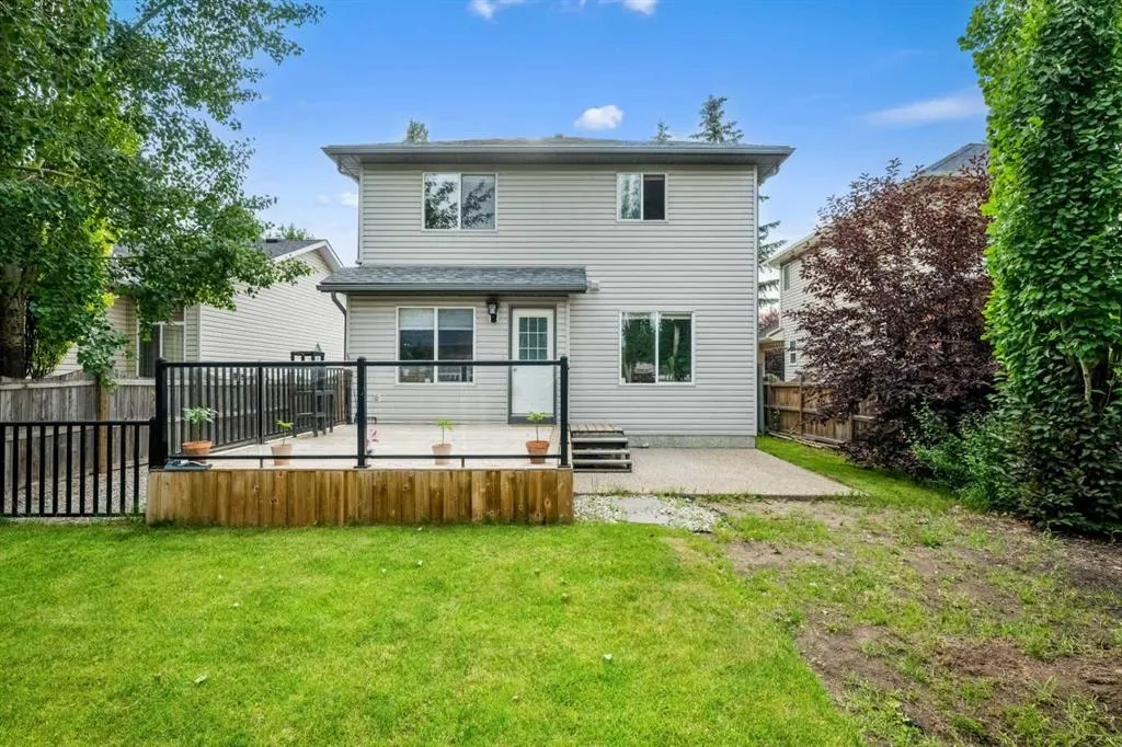 163 West Lakeview Passage