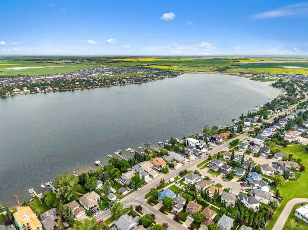 163 West Lakeview Passage