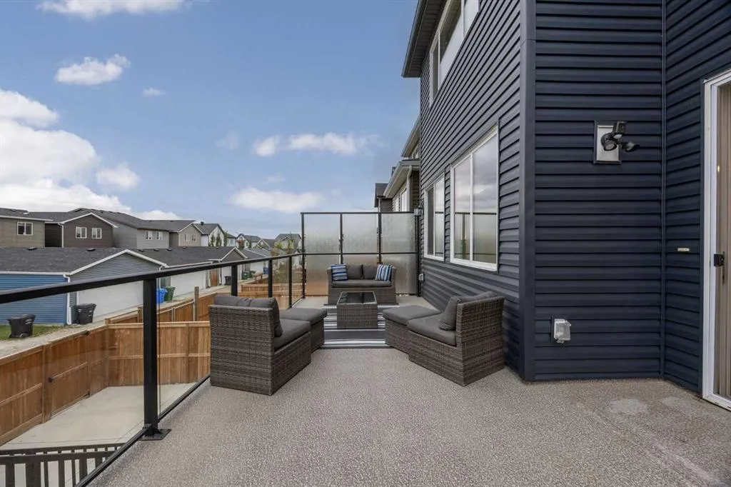 101 Howse Common NE