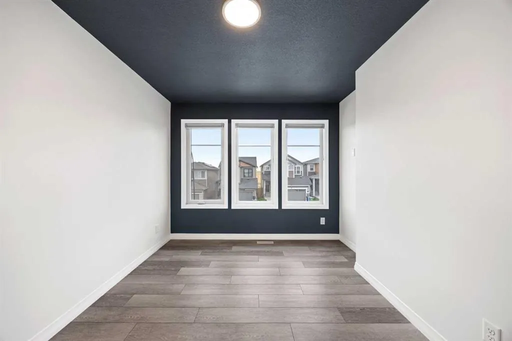 101 Howse Common NE
