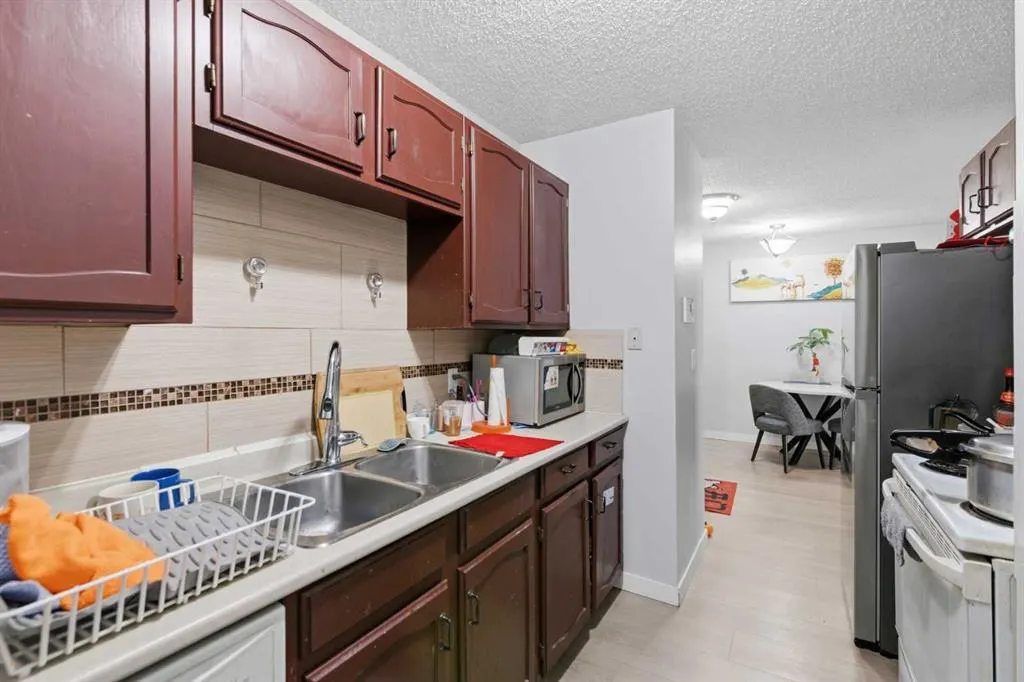 3911 1 Street NE #7
