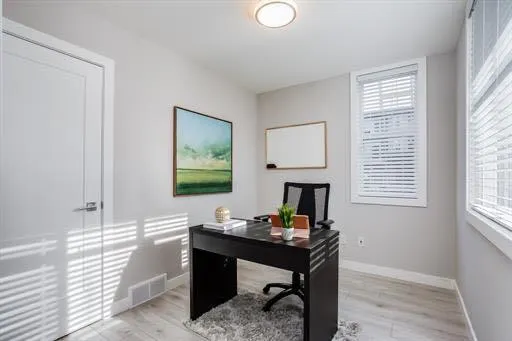 30 Cornerstone Manor NE #204