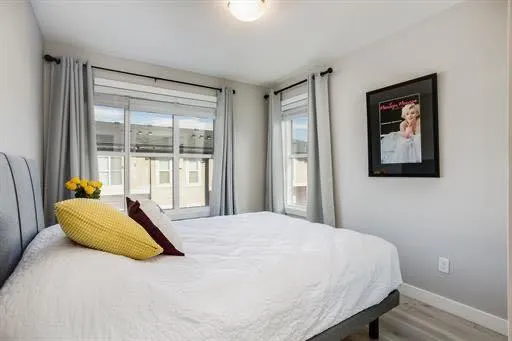 30 Cornerstone Manor NE #204