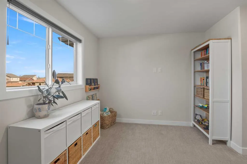 107 Vancouver Crescent