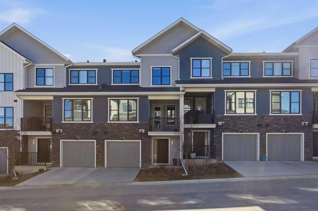 307 Crestridge Common SW