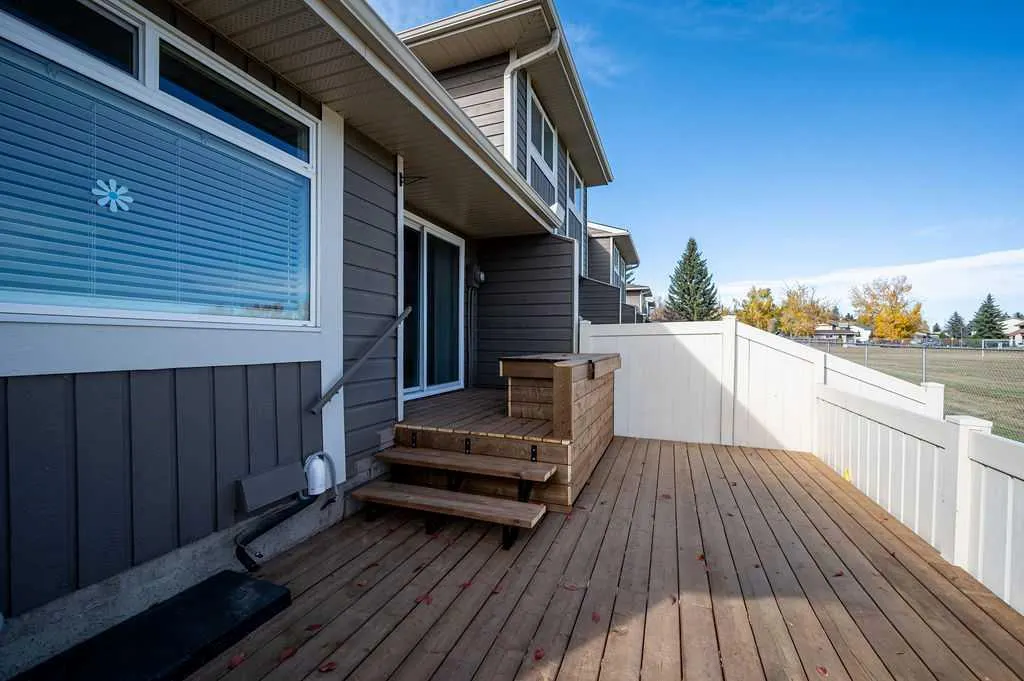 14736 Deerfield Drive SE #35
