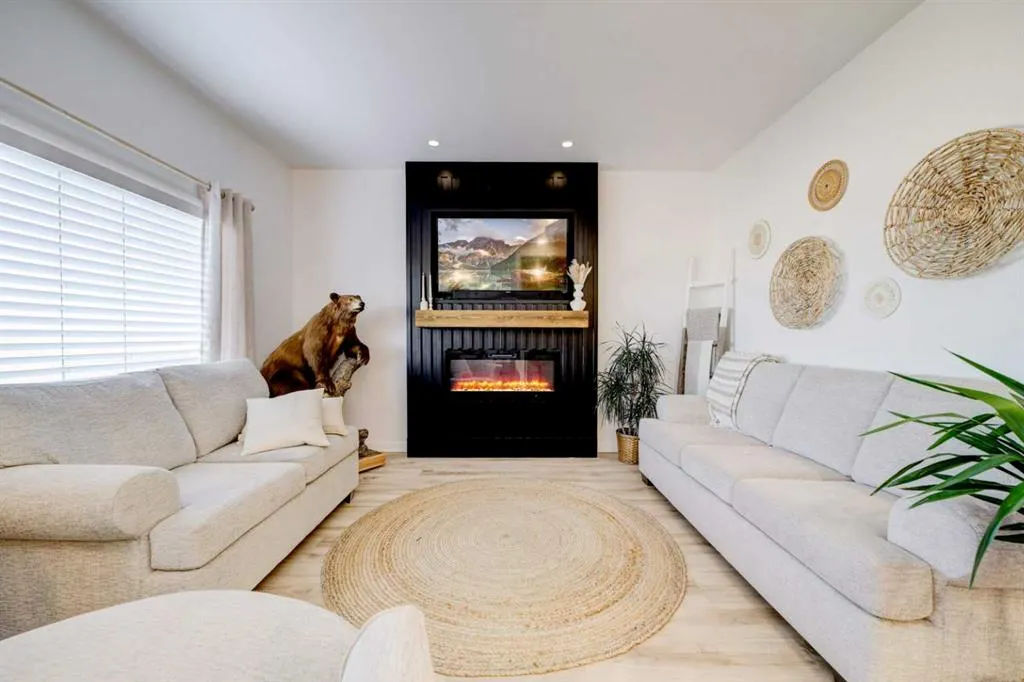 174 Caribou Bend N