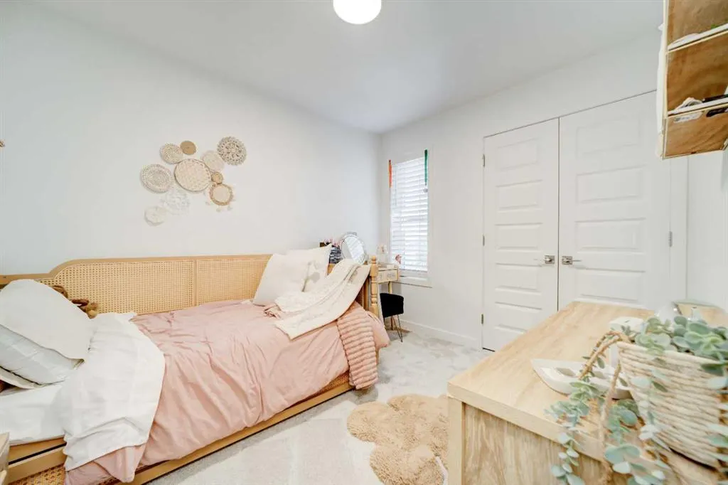 174 Caribou Bend N