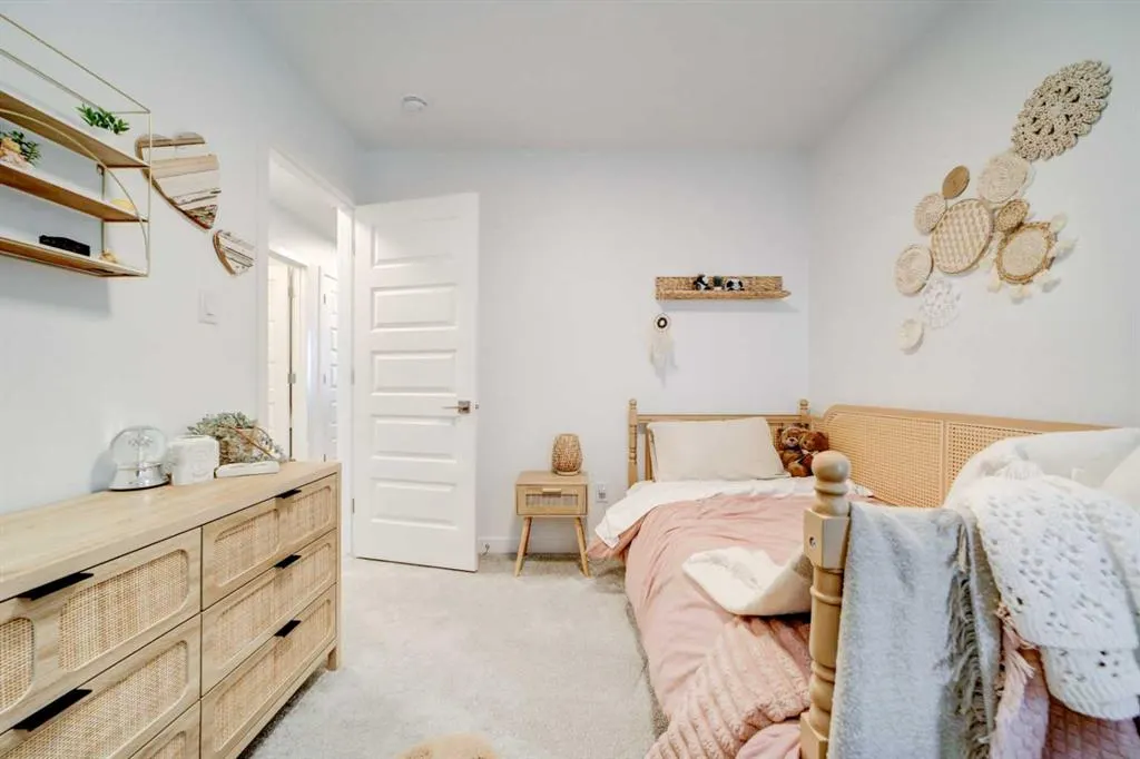 174 Caribou Bend N
