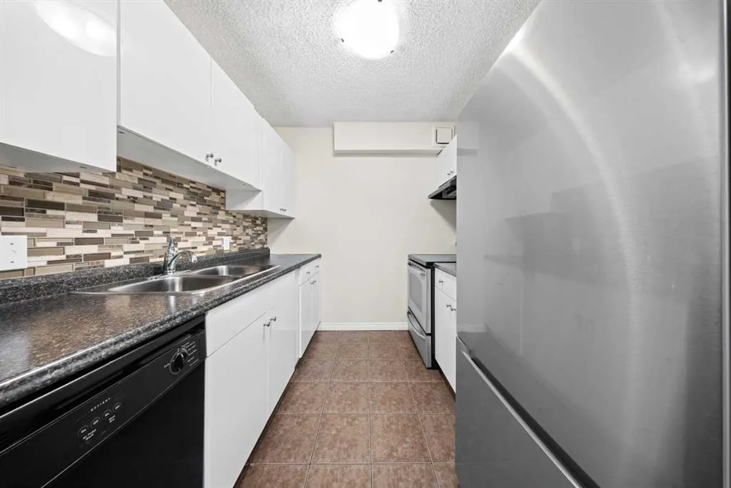 718 12 Avenue SW #305