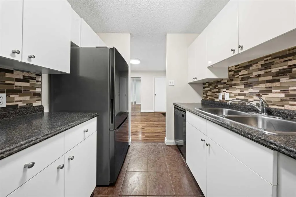 718 12 Avenue SW #305