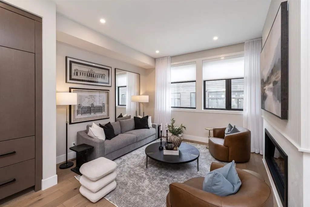150 Lebel Crescent NW #106