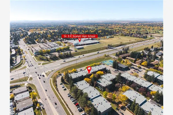 315 Southampton Drive SW