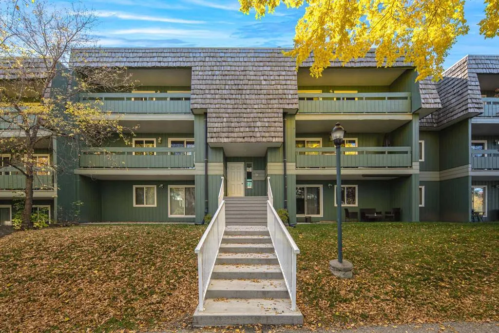 315 Southampton Drive SW #1207