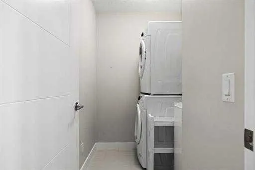 24 Sage Hill Terrace NW #208