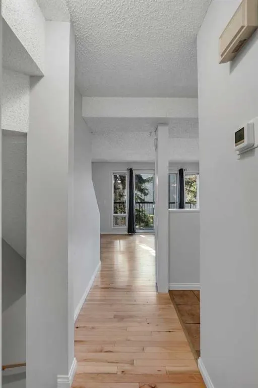 643 4 Avenue NE #16
