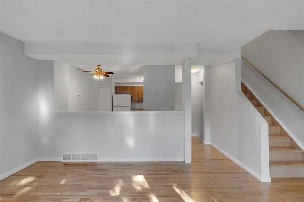 643 4 Avenue NE #16