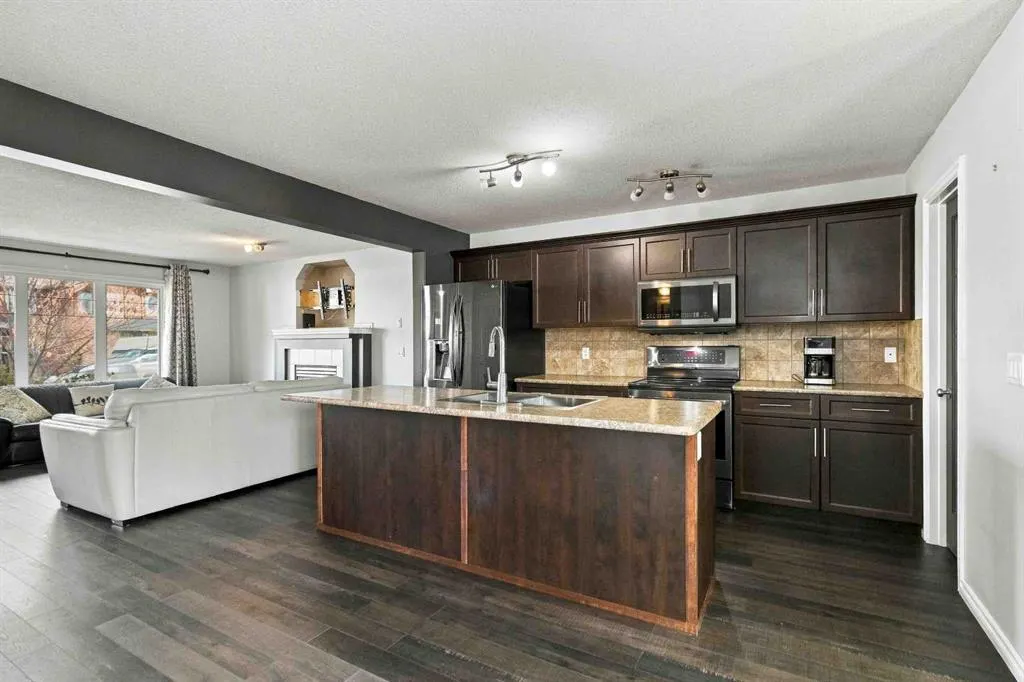 132 Fireweed Crescent