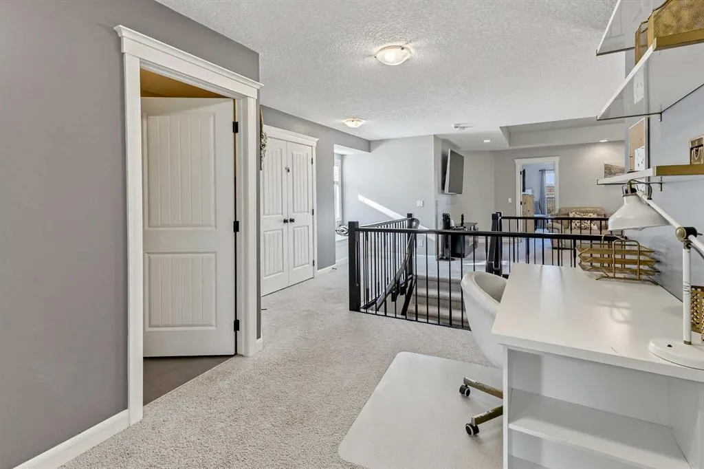 86 Heritage View