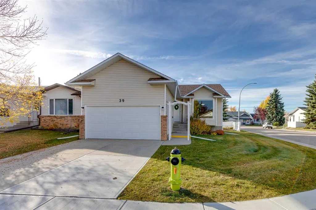 39 Woodside Close NW