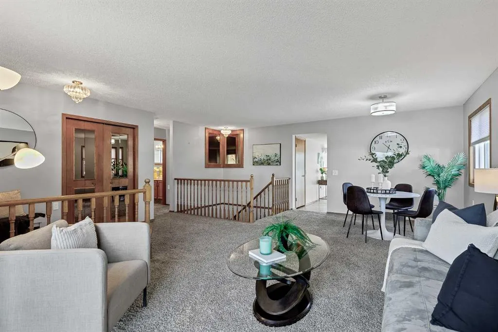 39 Woodside Close NW