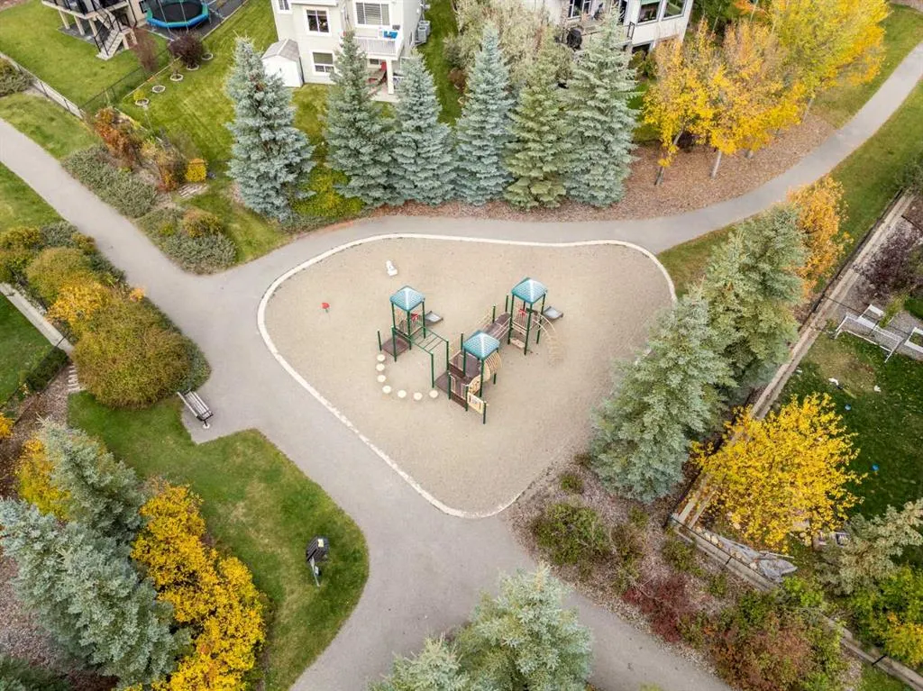 116 Drake Landing Loop