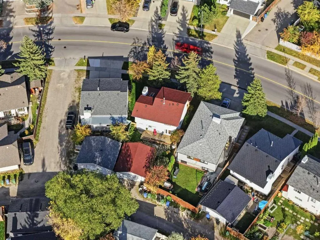 296 Woodbine Boulevard SW