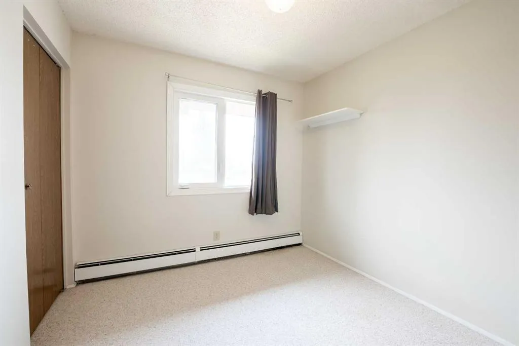 65 Temple Boulevard W #307