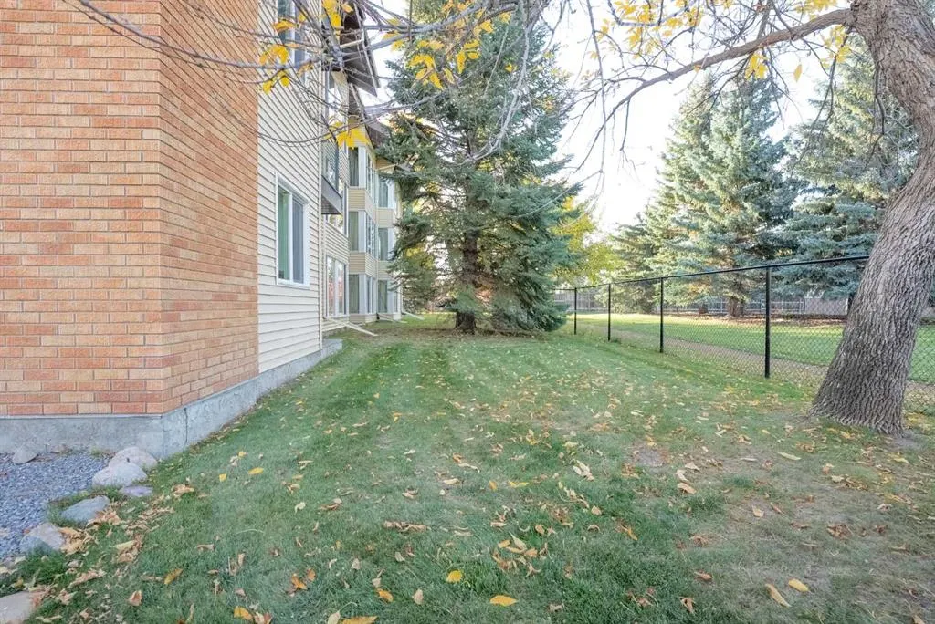65 Temple Boulevard W #307