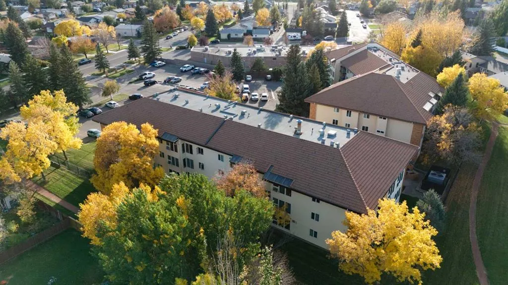 65 Temple Boulevard W #307