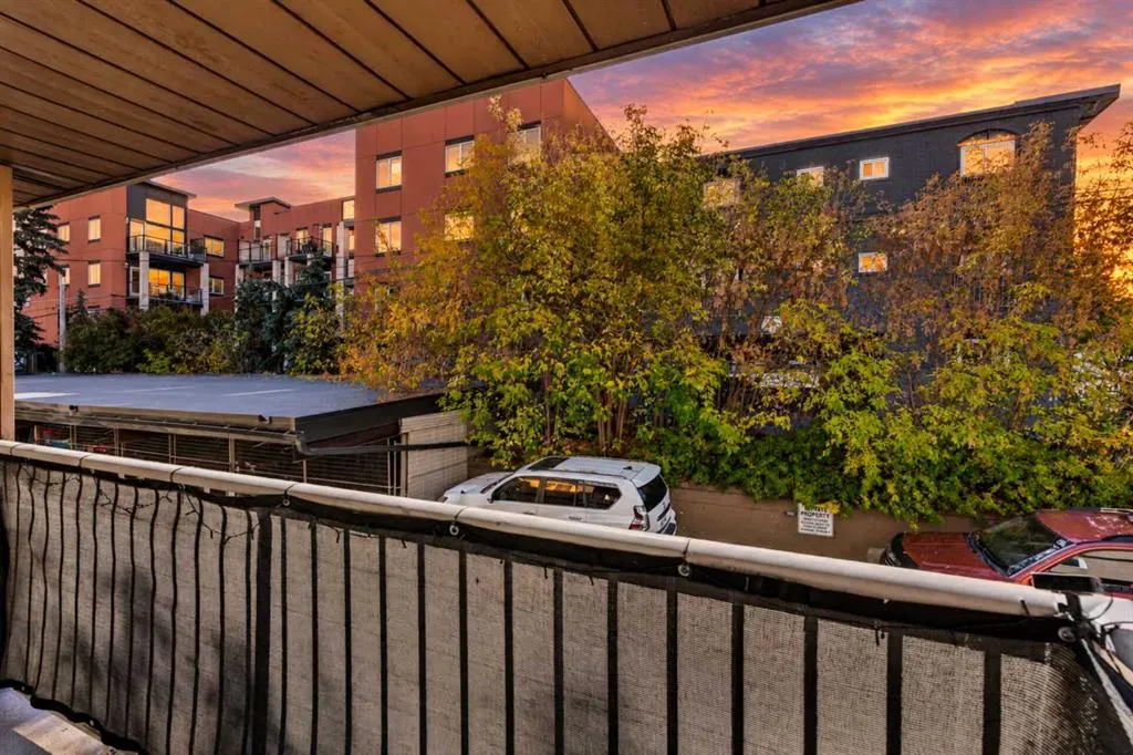 835 19 Avenue SW #105