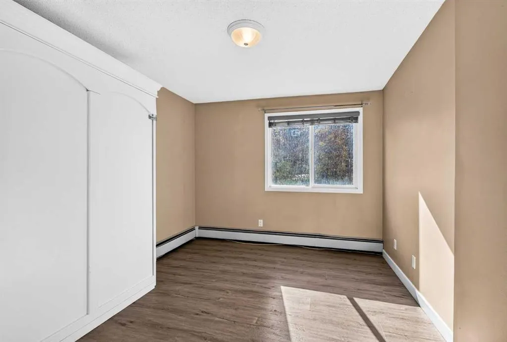 835 19 Avenue SW #105