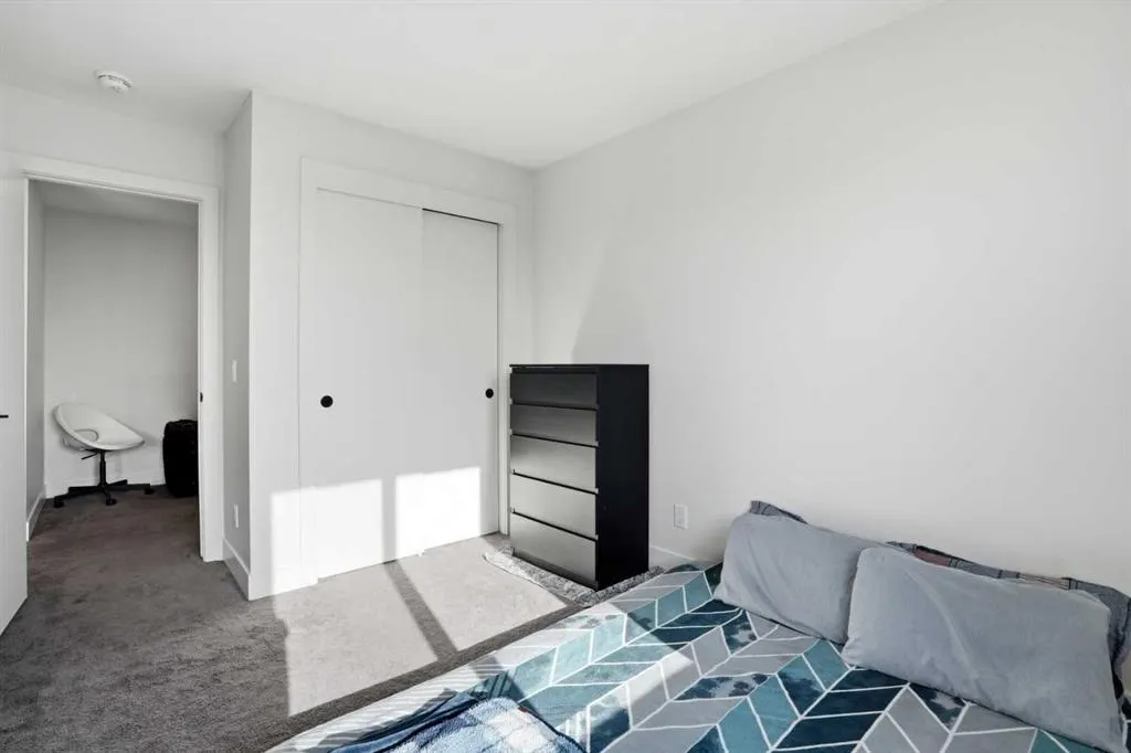 10060 46 Street NE #402