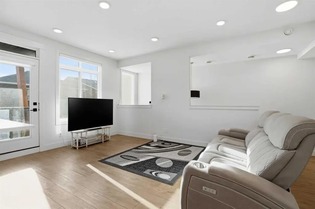 10060 46 Street NE #402